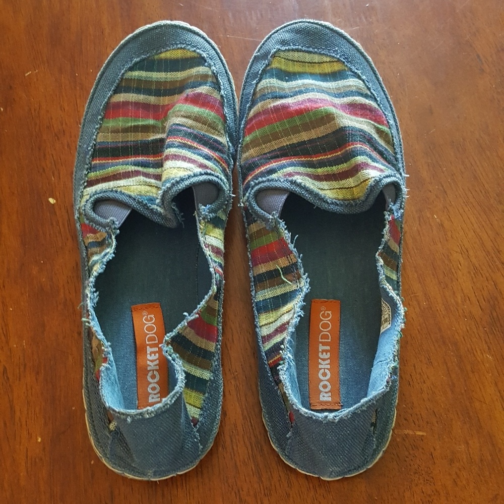 Rocket Dog slip on size 10m